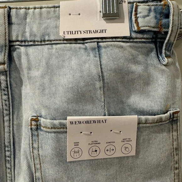 🍀 WEWOREWHAT NWT UTILITY CARGO STRAIGHT JEANS SIZE 24 - Picture 7 of 11